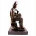 Скульптура «Наполеон сидящий на пушке»
